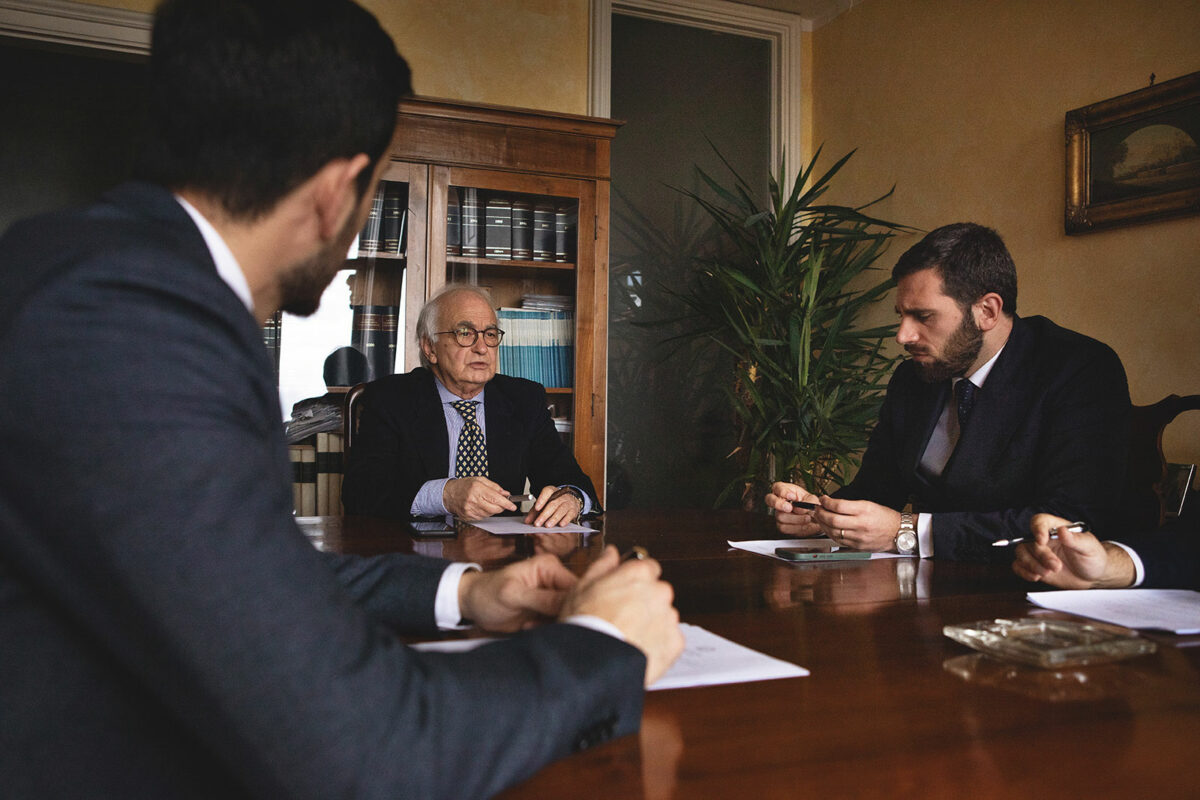 Avv. Prof. Angelo Dente